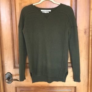 Max studio 100% cashmere long sleeve sweater